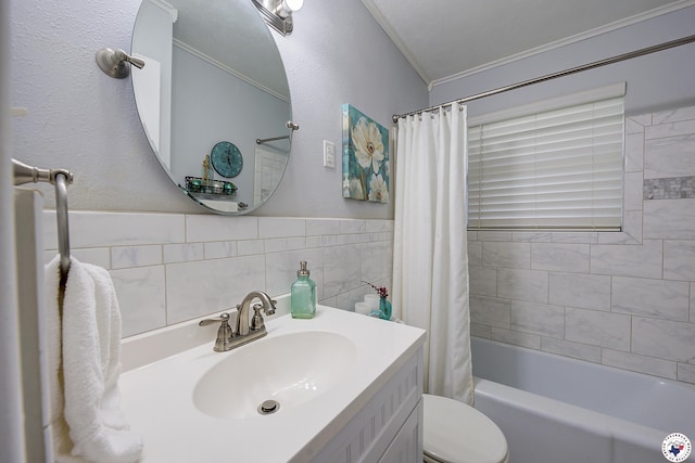 3916 Sabine Ave, Texarkana, TX 75503 - full bathroom with crown molding, shower / bath combination with curtain, vanity, and toilet