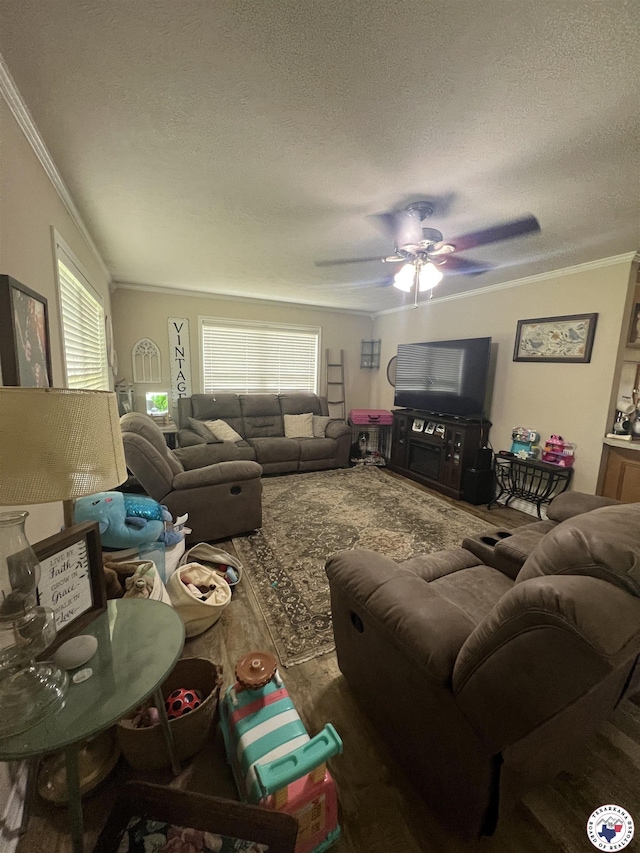 409 Hickory St, Queen City, TX 75572 - photo 8