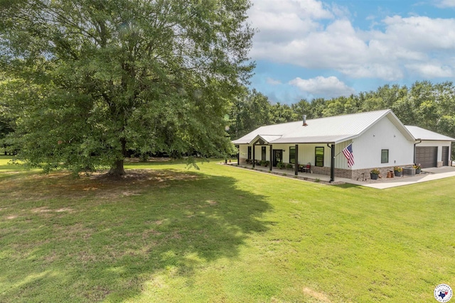 113 Dove Crk, New Boston, TX 75570 - view of green lawn featuring a garage