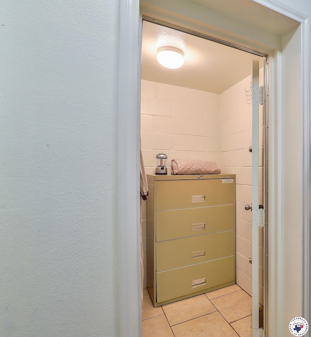 142 Easy St, Texarkana, TX 75503 - bathroom featuring tile patterned flooring