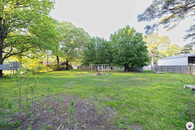 view of yard featuring fence