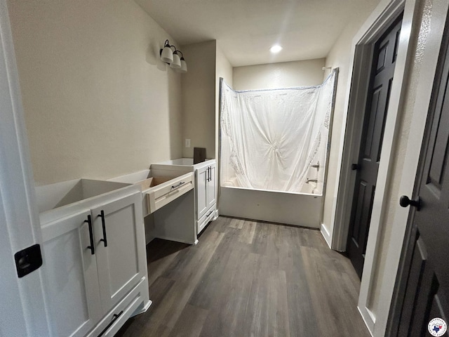 110 Village Pl, Wake Village, TX 75501 - bathroom featuring shower / tub combo, vanity, and wood finished floors
