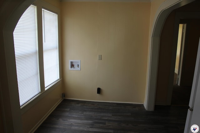 laundry room featuring baseboards, laundry area, dark wood-style floors, and washer hookup