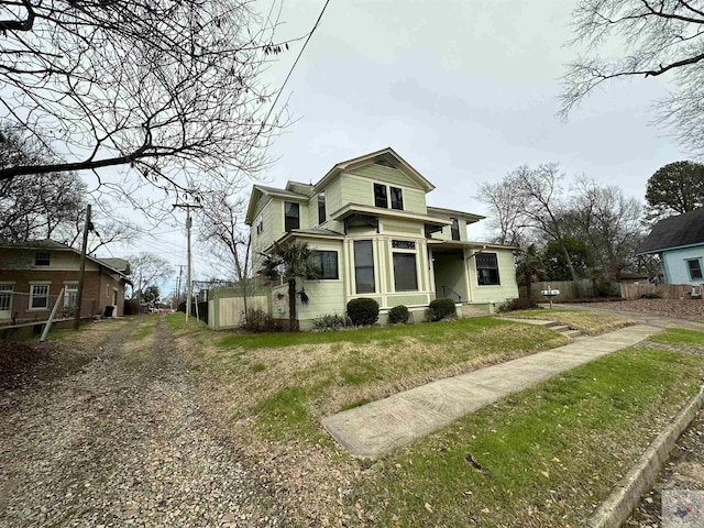 view of front of house