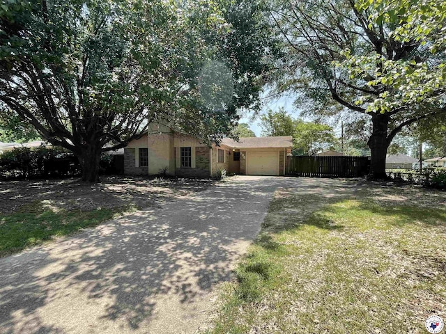 308 Redwater Rd, Wake Village, TX 75501 - photo 1
