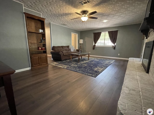 308 Redwater Rd, Wake Village, TX 75501 - photo 4