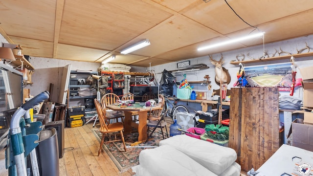 9216 W 7th St, Redwater, TX 75501 - basement with hardwood / wood-style floors