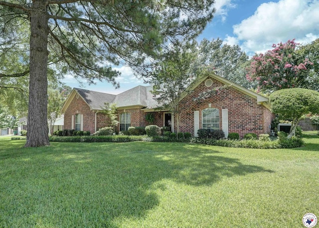 305 Whippoorwill Ln, Wake Village, TX 75501 - photo 1