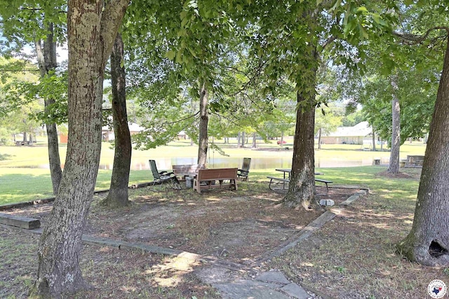 220 Quail Trl, Texarkana, TX 75501 - view of yard with a water view
