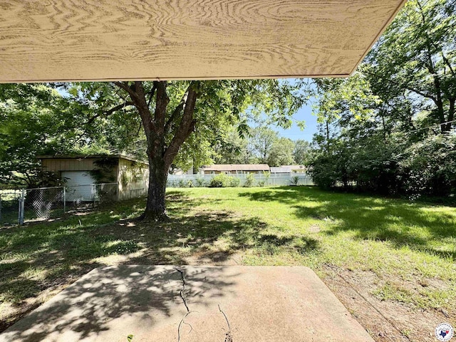 4211 Lotus Dr, Texarkana, TX 75503 - view of yard with a patio