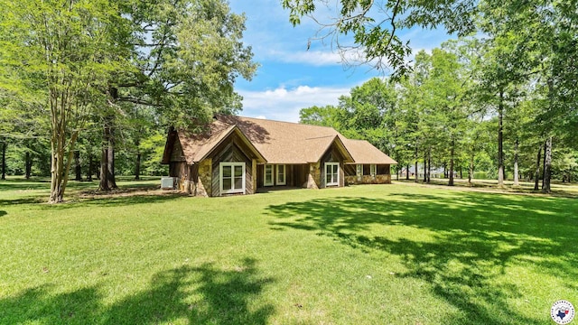 1135 Cook Rd, Texarkana, AR 71854 - view of front facade featuring a front lawn