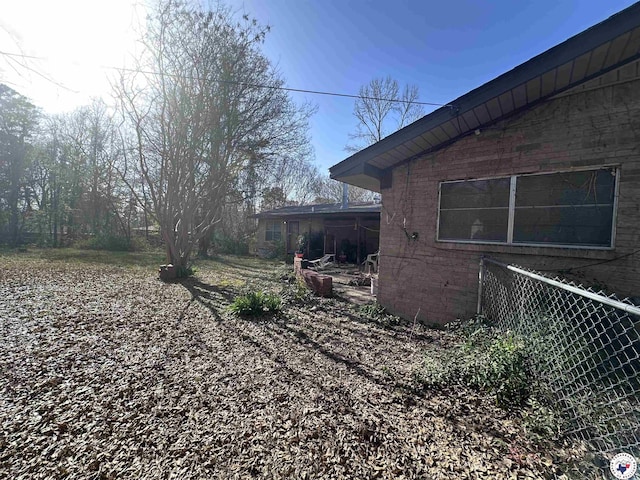216 W Pioneer St, Wake Village, TX 75501 - view of yard