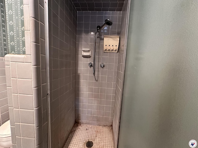 216 W Pioneer St, Wake Village, TX 75501 - full bathroom with a stall shower