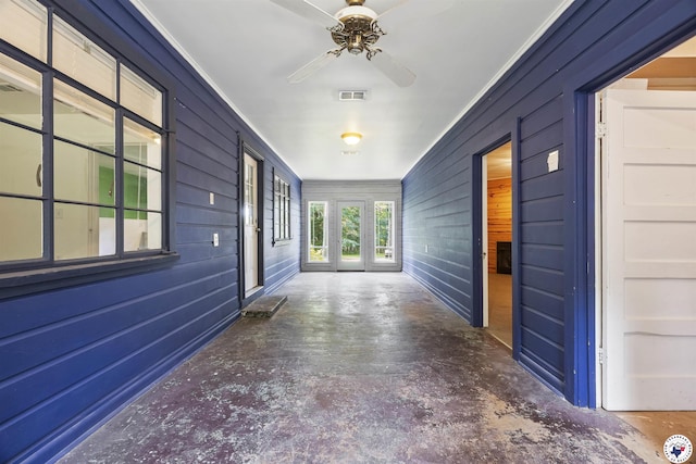 6008 E 9th St, Texarkana, AR 71854 - entrance to property with covered porch and ceiling fan