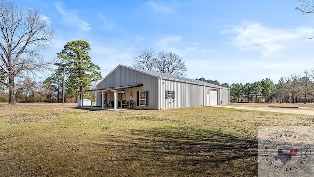 exterior space featuring a yard