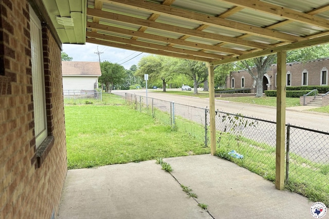 2451 Oaklawn Dr, Texarkana, TX 75501 - view of patio / terrace featuring fence