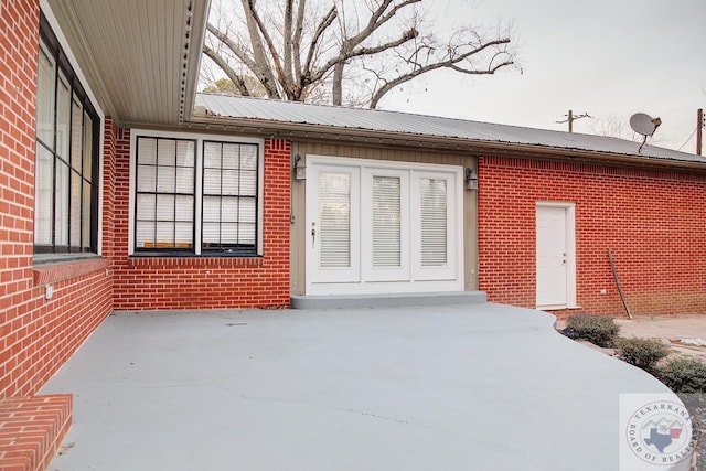 view of entrance to property