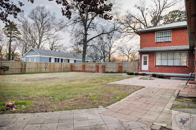 view of yard with a patio area