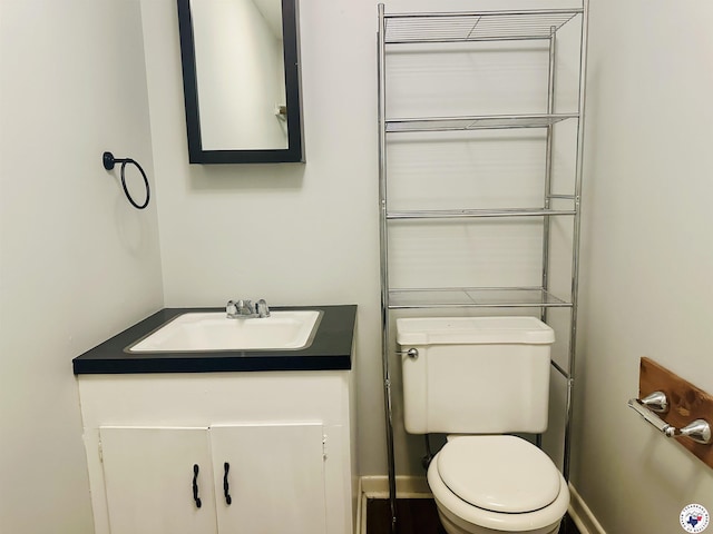 5 Arnold Dr, Texarkana, AR 71854 - bathroom with toilet and vanity