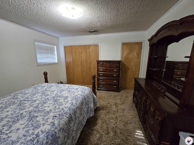 123 Texas Ln, New Boston, TX 75570 - bedroom with carpet, a closet, and a textured ceiling