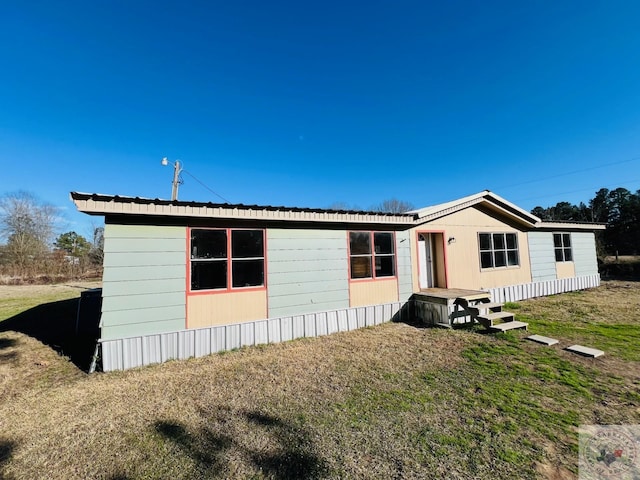 6379 Mc 10, Fouke, AR 71837 - view of front facade with a front lawn