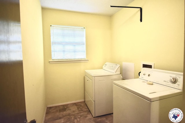 1104A E 23rd St, Texarkana, AR 71854 - laundry area featuring separate washer and dryer and baseboards