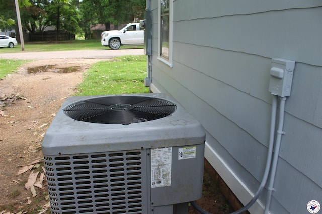 710 E Short 6th St, Hope, AR 71801 - exterior view of a cooling unit