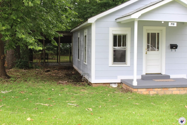 710 E Short 6th St, Hope, AR 71801 - view of side of property featuring a lawn