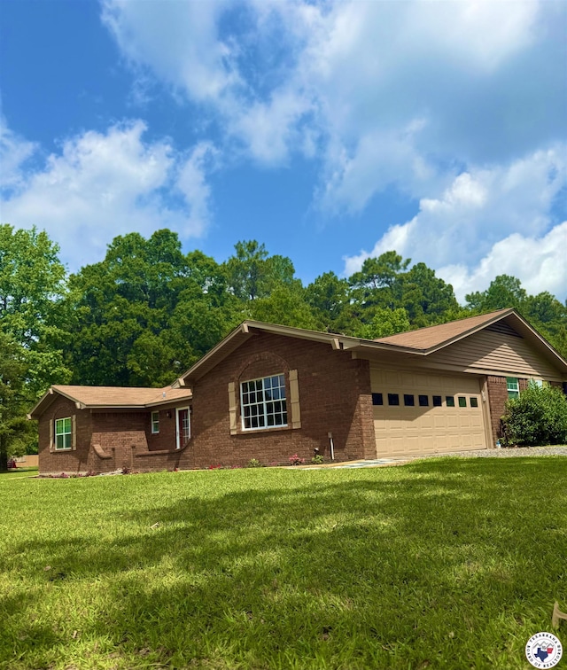 8809 N Kings Hwy, Texarkana, TX 75503 - ranch-style house featuring brick siding, an attached garage, and a front lawn