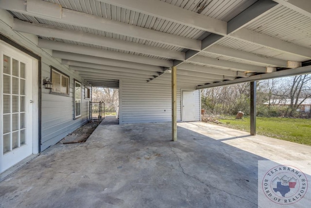908 W Washington St, Clarksville, TX 75426 - view of patio / terrace