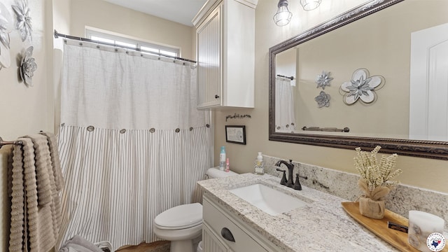 908 Arnold Ln, Texarkana, TX 75503 - bathroom with vanity and a shower with curtain