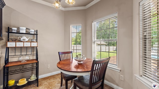6 Stonewall Cir, Texarkana, TX 75503 - dining area featuring a chandelier and ornamental molding