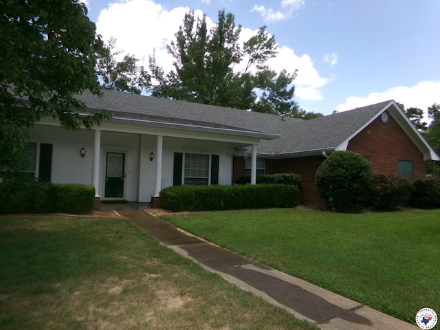 202 Trailwood Dr, Wake Village, TX 75501 - photo 1