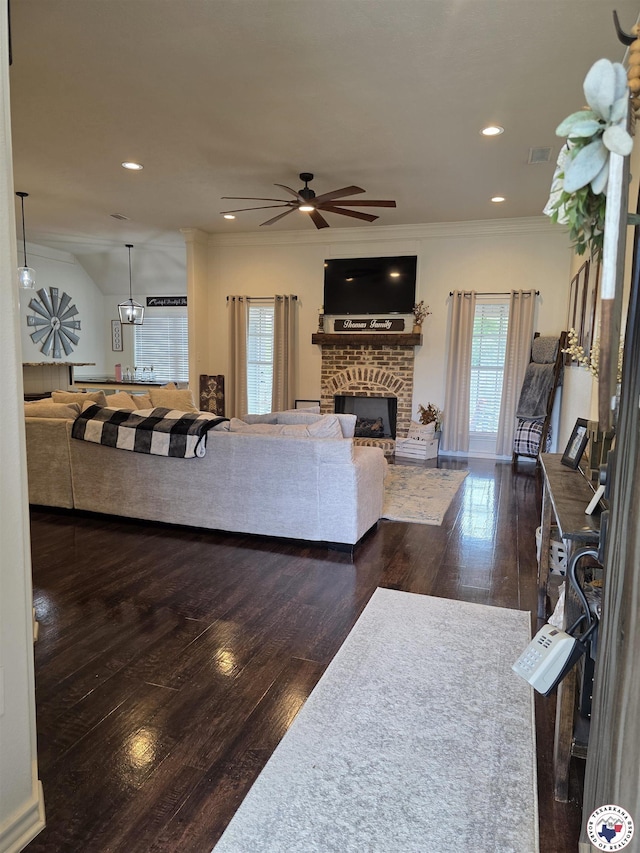 525 Mitchell Ryan, Wake Village, TX 75501 - photo 2