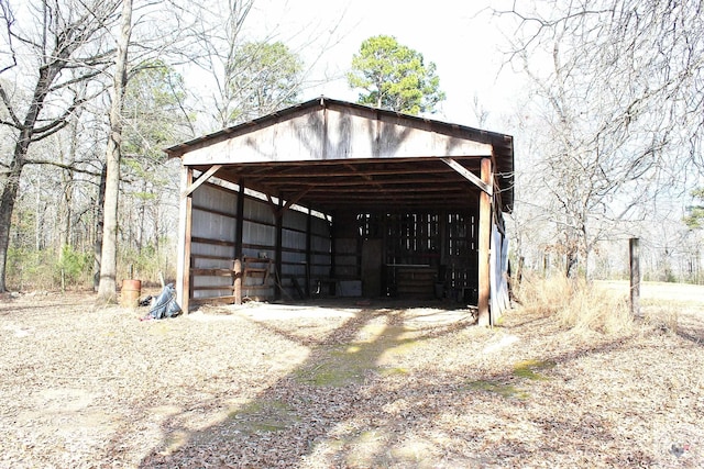 view of outbuilding