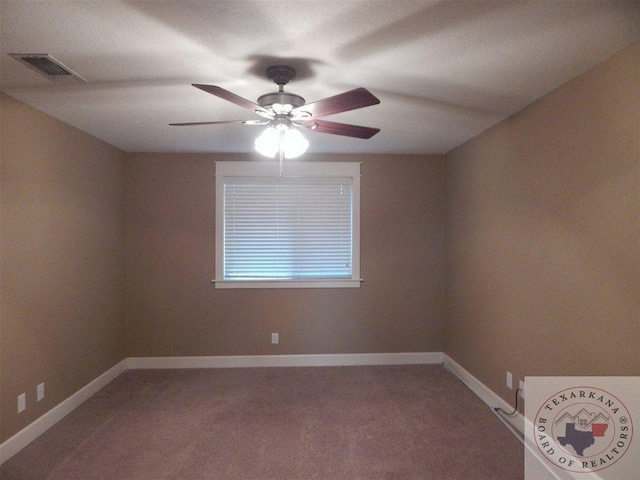 unfurnished room featuring carpet floors and ceiling fan