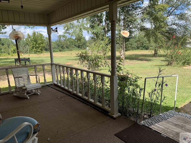 view of patio / terrace featuring covered porch