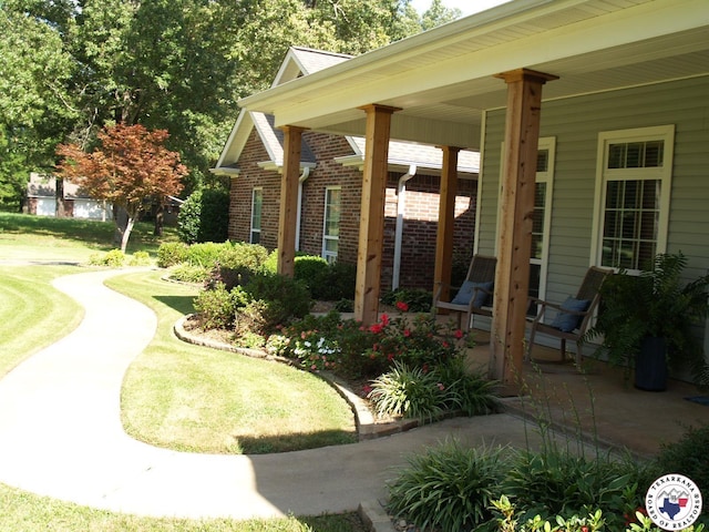 7 River Plantation, Texarkana, TX 75503 - view of yard featuring a porch