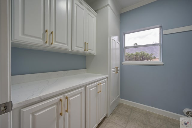 4 Whitney Cir, Texarkana, TX 75503 - clothes washing area with crown molding and baseboards
