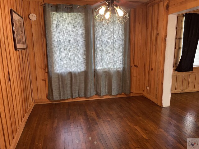 614 S Arkansas Ave, Bloomburg, TX 75556 - photo 8