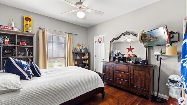 6914 Manor Crest Dr, Texarkana, AR 71854 - bedroom featuring hardwood / wood-style floors and a ceiling fan