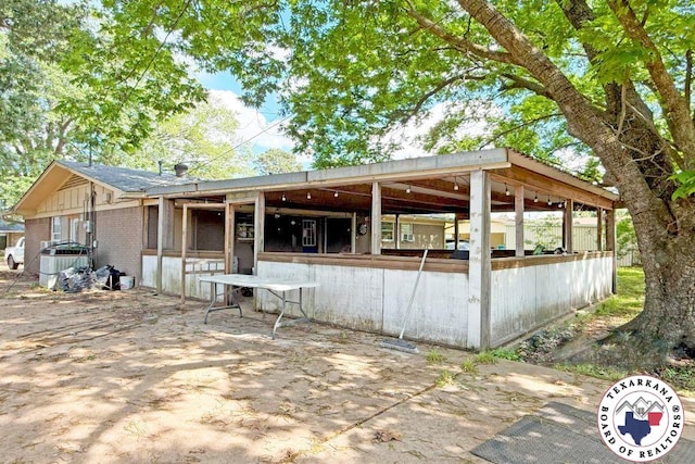 5 Sidney Dr, Texarkana, TX 75503 - back of property with brick siding
