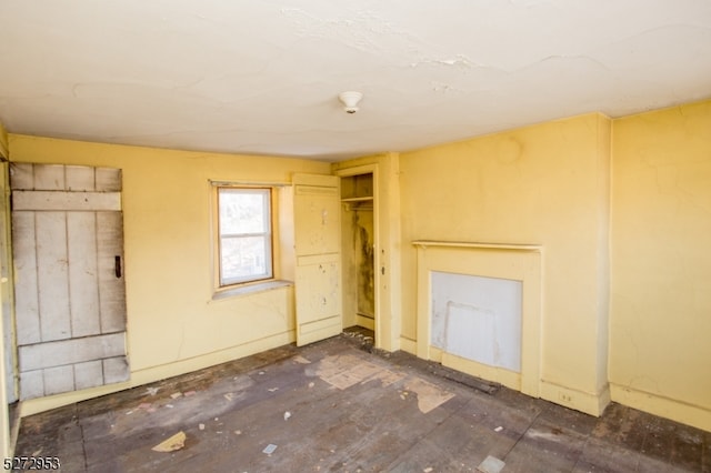 view of unfurnished living room