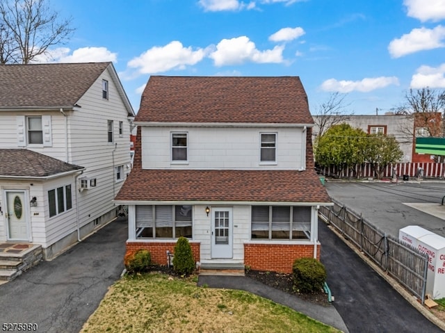 view of front of home