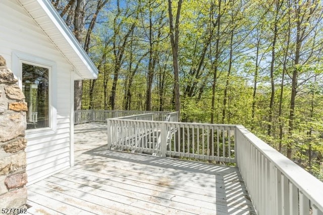 4 Amicalola Dr, Vernon Twp, NJ 07422 - view of deck