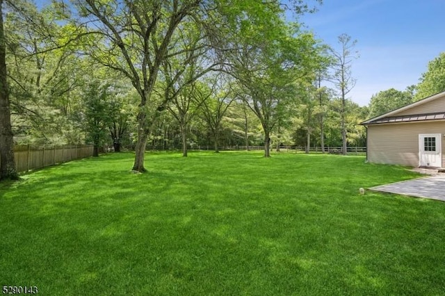 268 Stonehouse Rd, Bernards Twp, NJ 07920 - view of yard with a patio area