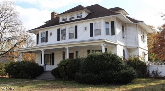 view of front of house with covered porch