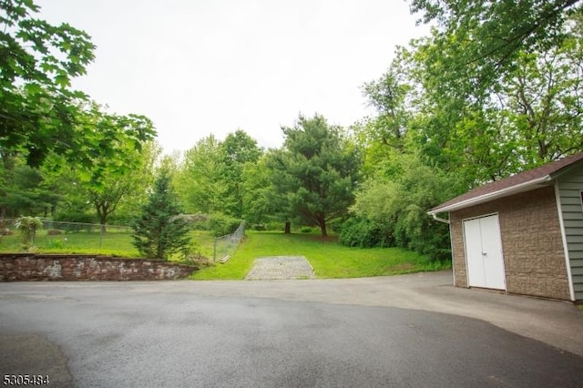 47 Sarepta Rd, White Twp, NJ 07823 - view of asphalt driveway