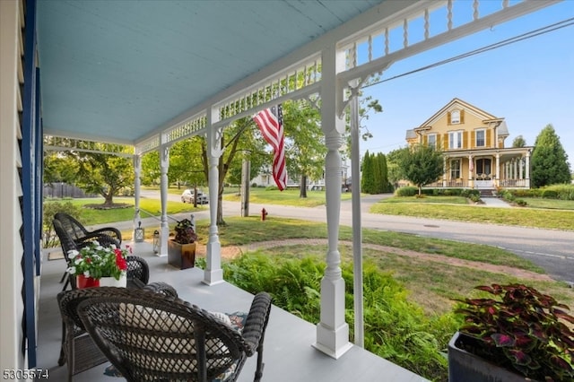 view of patio / terrace with covered porch