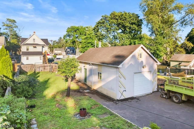 exterior space featuring a yard